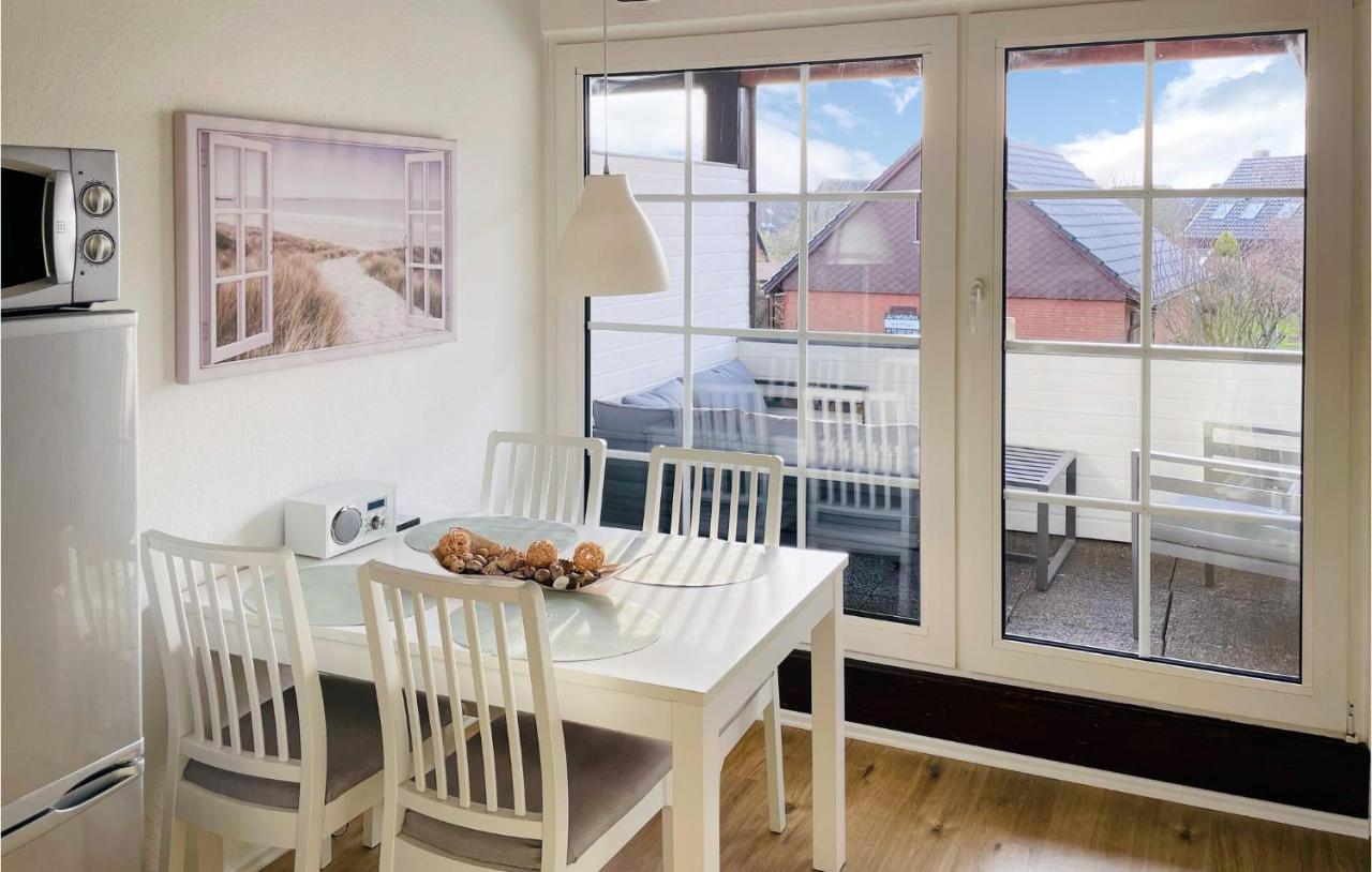 Cozy Apartment In Friedrichskoog With Kitchen Exterior photo