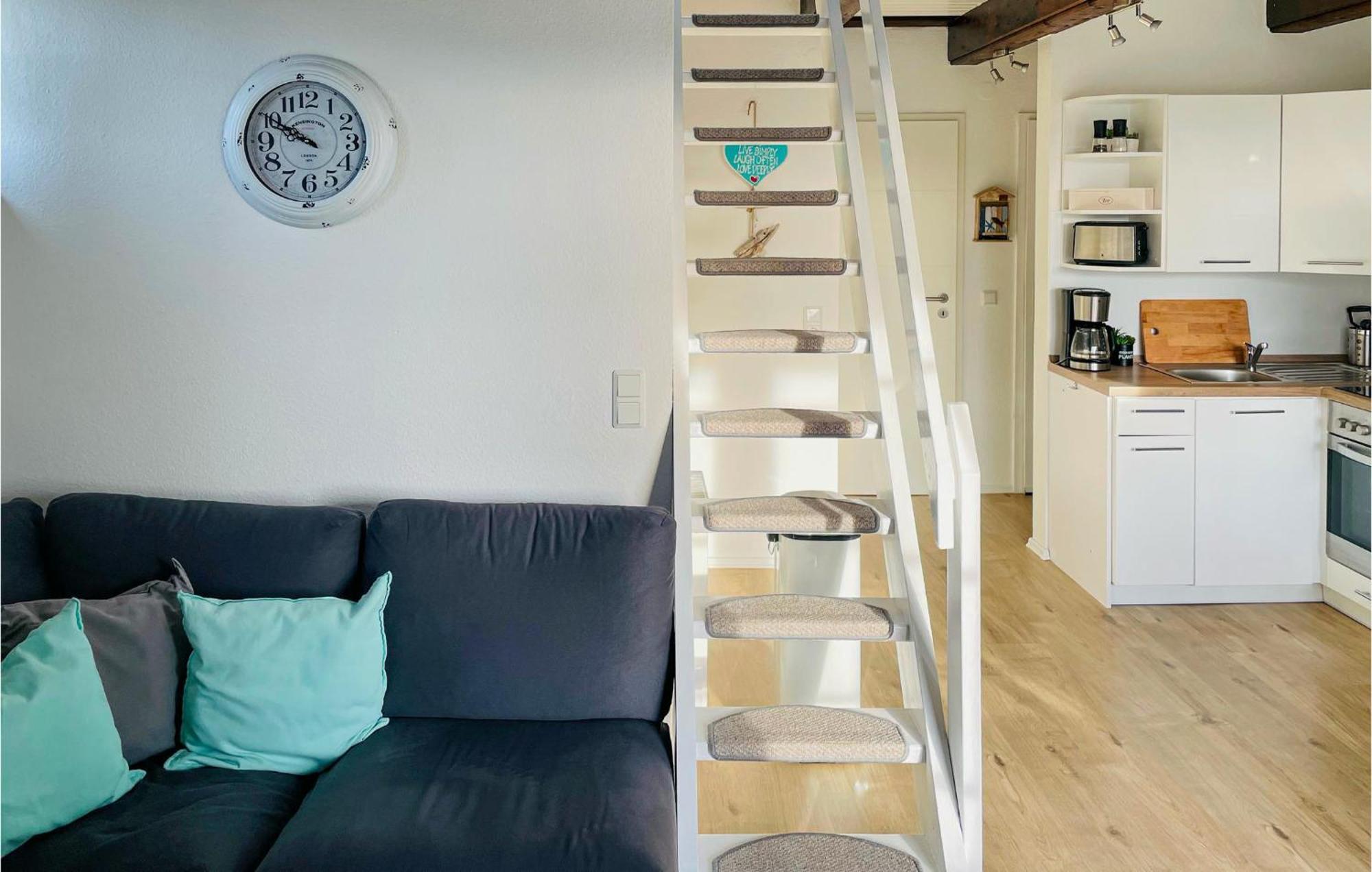 Cozy Apartment In Friedrichskoog With Kitchen Exterior photo