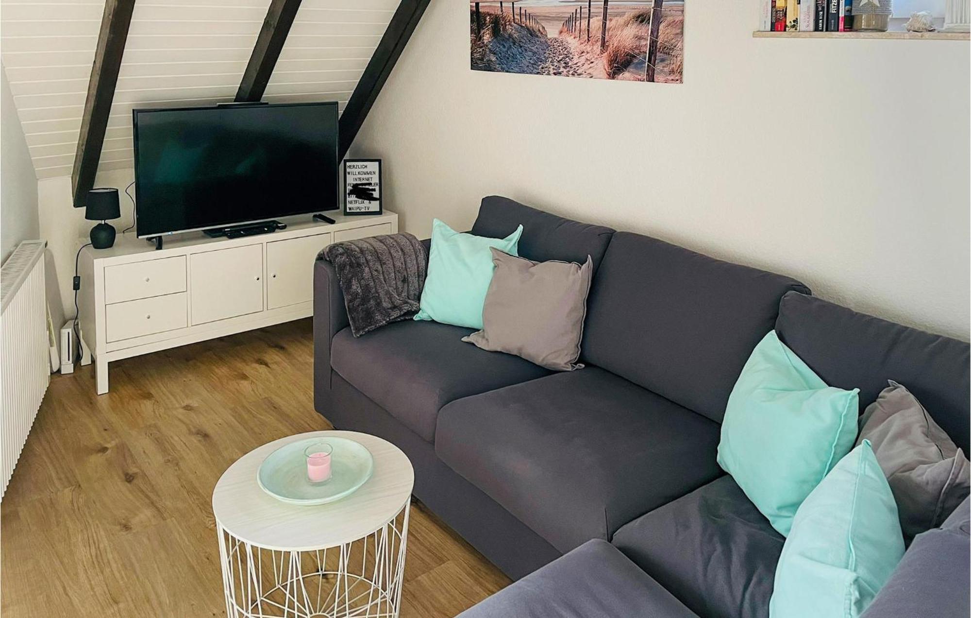 Cozy Apartment In Friedrichskoog With Kitchen Exterior photo